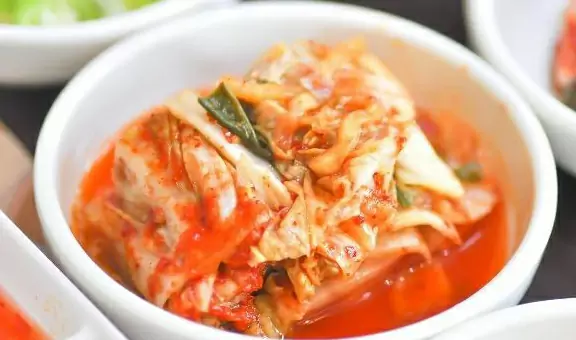 Czy psy mogą jeść kimchi? Co sprawia, że kimchi jest szkodliwe dla psów?